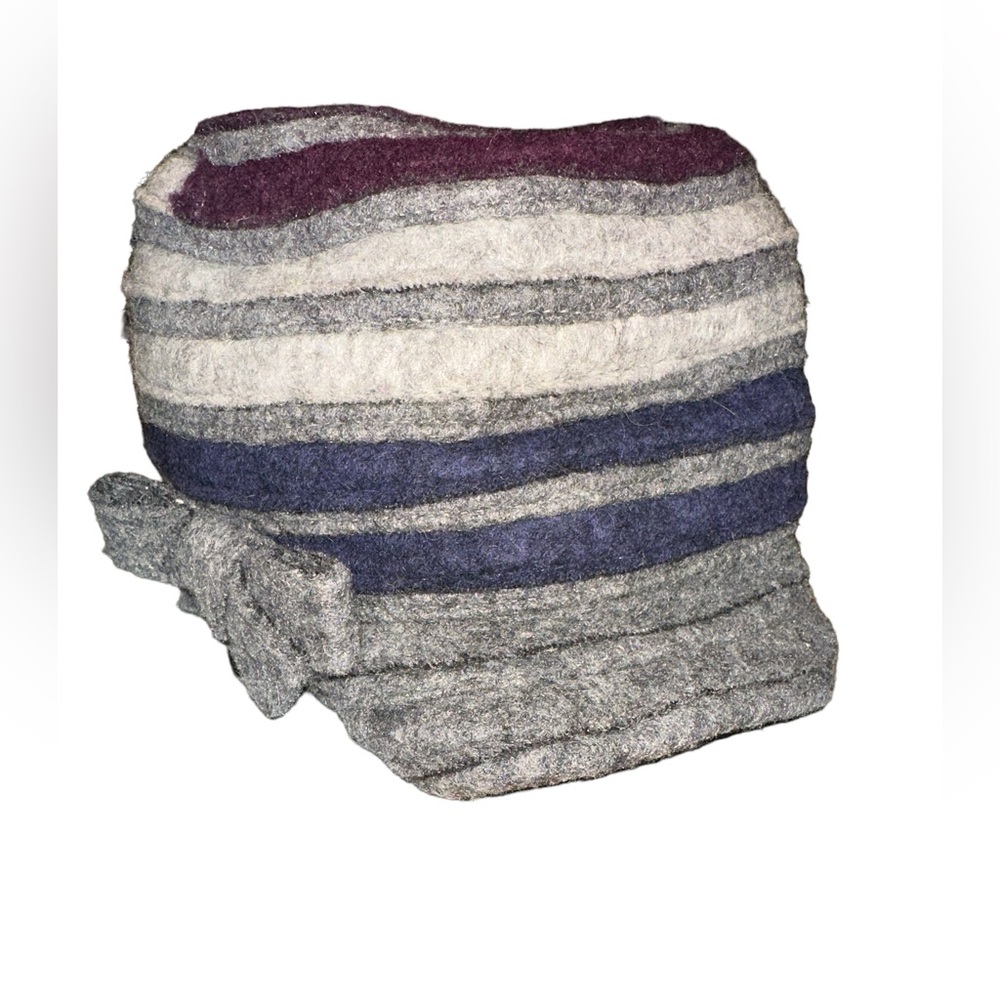 Amati Boiled Wool Layered Multicolor Cap Hat Bow Charm Made In Italy